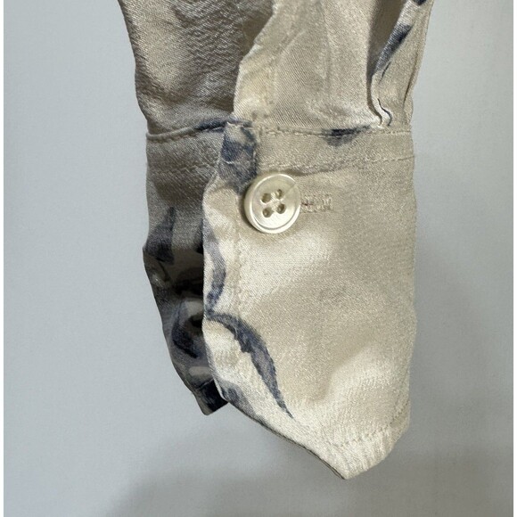 Vince Button Front Floral Silk Blouse Size S Small Long Sleeve Keyhole Neck - Picture 5 of 11